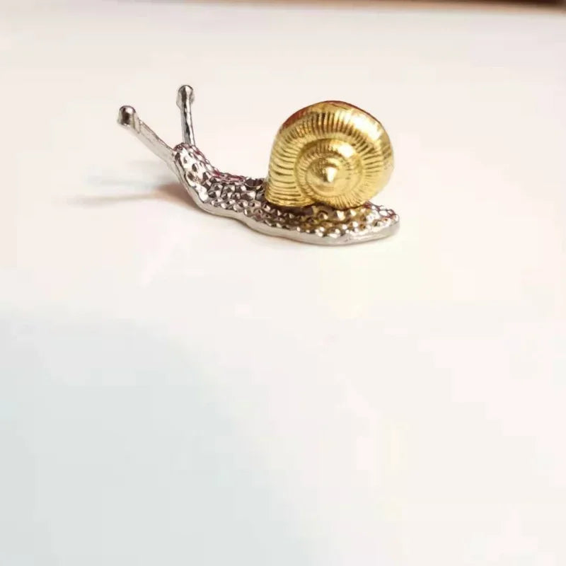 Creative Alloy Snail Small Ornaments Small Turtle Cute Vivid Little Animal Home Decoration Bonsai with Incense Crafts Figurines