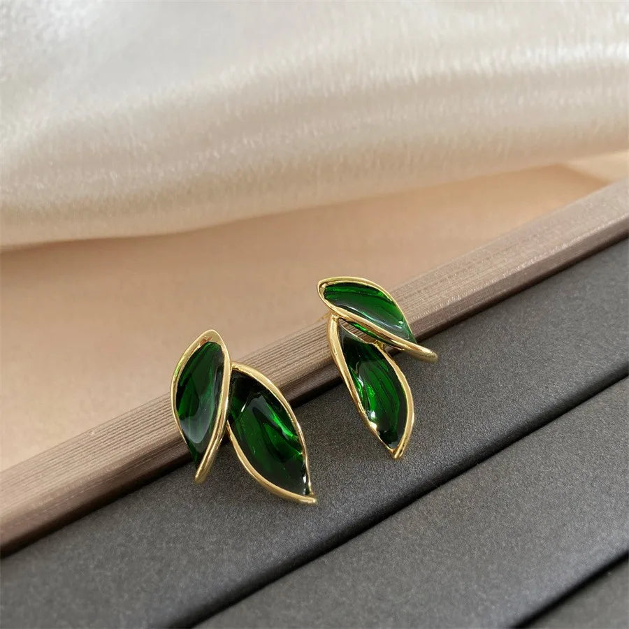 LATS New Korean Arrival Metal Trendy Fresh Lovely Sweet Gray Leaf Stud Earrings for Women 2024 Fashion Jewelry Gifts
