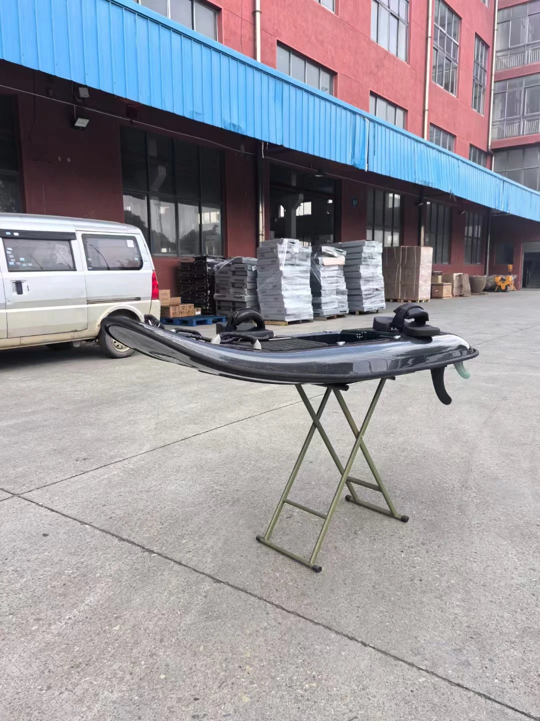 Exhausive High-Performance Electric Hydrofoil Surfboard with Smart Control, Ultra-fast Acceleration, and Extended Battery Life